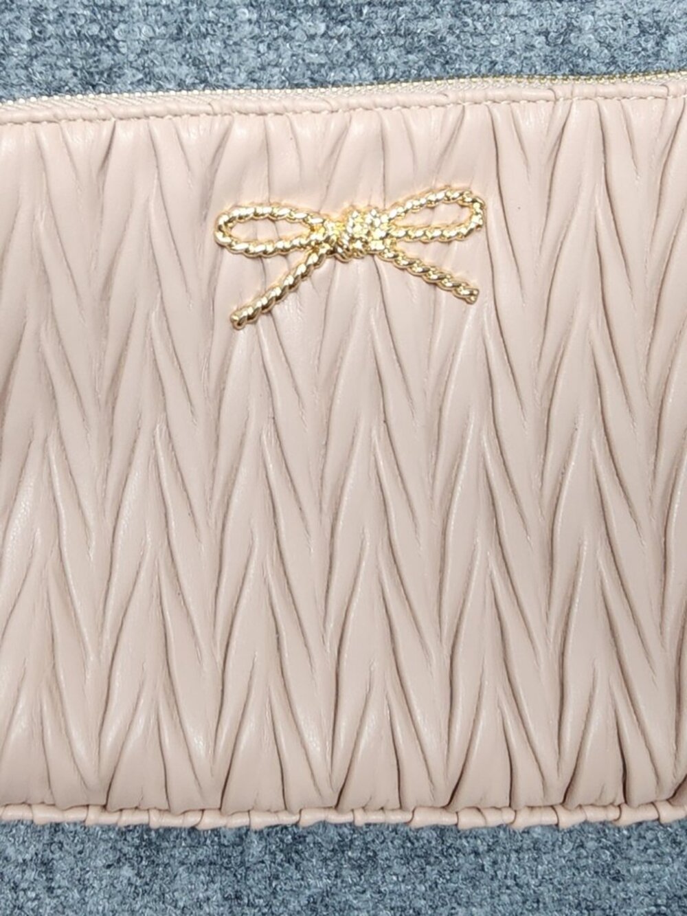 Vince Camuto Blush Pink Quilted Pearl Wristlet Cosmetic Bag NWT